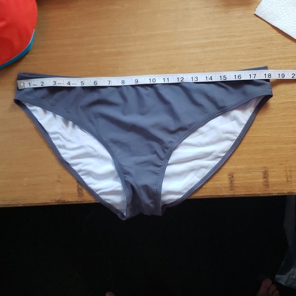 *Plus Size* 🏊♀️🤽♀️🏄♀️Orange Swimsuit/Bathingsuits - Picture 5 of 8